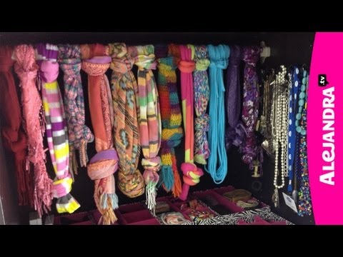 How to Organize Jewelry, Purses, Hats, & Scarves In The Closet - UCcvu0uB6SzugED_5FEC7Z0Q