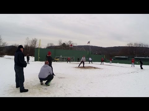 GoPro: Winter Wiffleball - UCqhnX4jA0A5paNd1v-zEysw