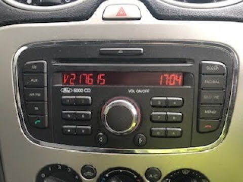 Come visualizzare il numero di serie su una radio Ford CD6000