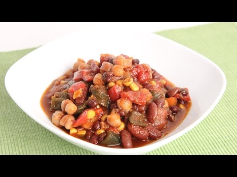 Three Bean Chili Recipe - Laura Vitale - Laura in the Kitchen Episode 978 - UCNbngWUqL2eqRw12yAwcICg