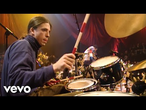 Nirvana - Come As You Are (Live On MTV Unplugged, 1993 / Unedited) - UCzGrGrvf9g8CVVzh_LvGf-g