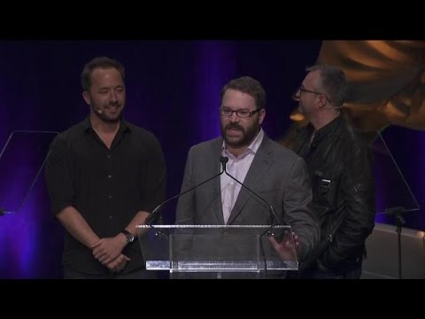 Stewart Butterfield Wins Founder of the Year at the 9th Annual Crunchies - UCCjyq_K1Xwfg8Lndy7lKMpA