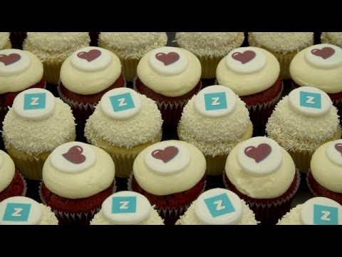 Zoosk HQ Has A Lot Of Heart (And Puppies) | TC Cribs - UCCjyq_K1Xwfg8Lndy7lKMpA