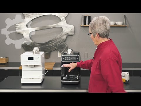 Philips 3200 LatteGo vs. Miele CM6150 | Crew Comparison