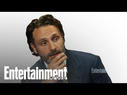 The Walking Dead' Cast And Crew Interview | Comic-Con 2013 | Entertainment Weekly - UClWCQNaggkMW7SDtS3BkEBg