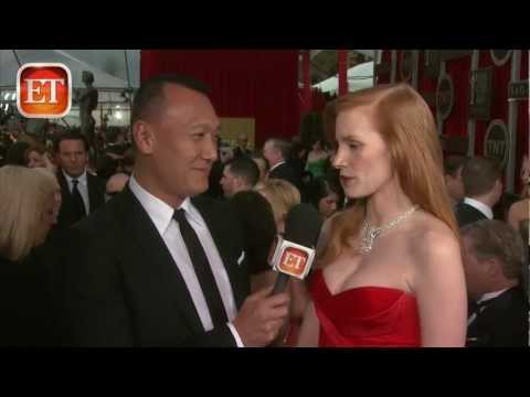 Jessica Chastain Dishes on Her Oscars Dress - UCdtXPiqI2cLorKaPrfpKc4g