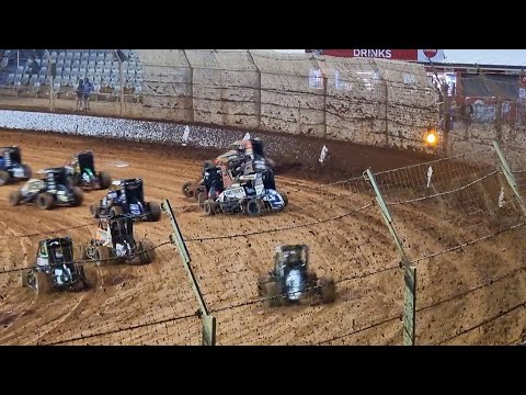 Baypark Speedway - Opening night Midgets - 18/12/21 - dirt track racing video image