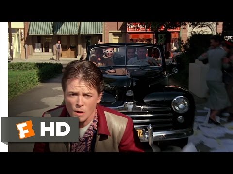 Back to the Future (7/10) Movie CLIP - Skateboard Chase (1985) HD - UC3gNmTGu-TTbFPpfSs5kNkg