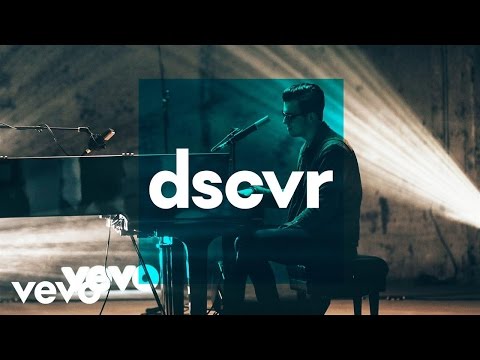Stanaj - Romantic (Live) – dscvr ONES TO WATCH 2017 - UC-7BJPPk_oQGTED1XQA_DTw