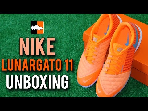 Nike LunarGato II IC Unboxing - UCs7sNio5rN3RvWuvKvc4Xtg