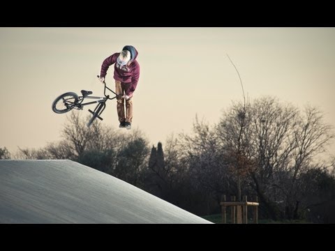 BMX Street riding in France - Anthony Perrin 2013 - UCblfuW_4rakIf2h6aqANefA