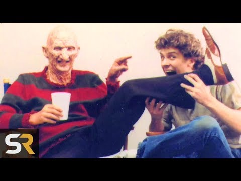 10 Bloopers That Totally Ruined Iconic Movie Villains - UC2iUwfYi_1FCGGqhOUNx-iA
