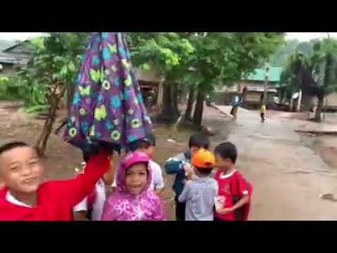 Vu and team visit Minh Tu orphanage and Hue and Quang Tri- DMZ area