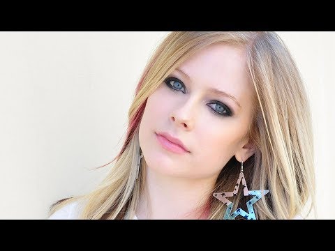 The Real Reason You Don't Hear From Avril Lavigne Anymore - UC1DGpYiEiqBrQtYXFbLhMVQ