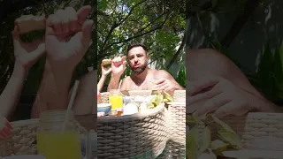 Am luat cea mai BUNĂ masă în Maldive! 😅🌴