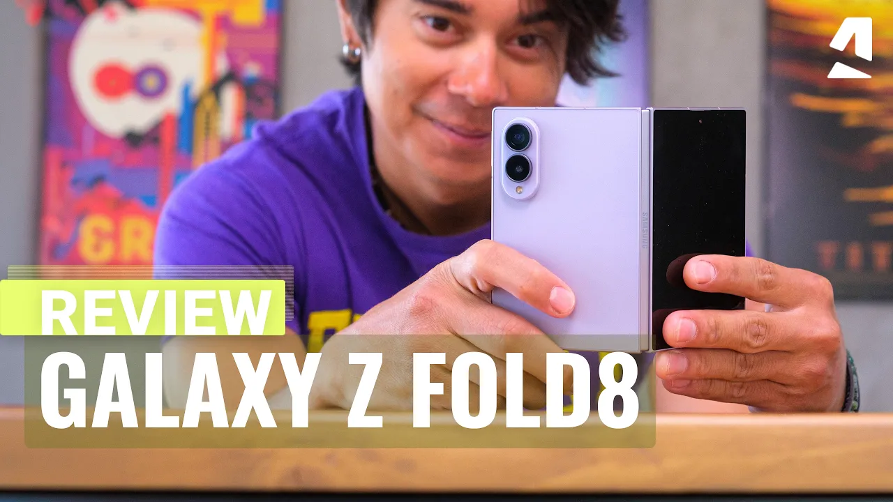 Vid�o-Test de Samsung Galaxy Z Fold 8 par GSMArena