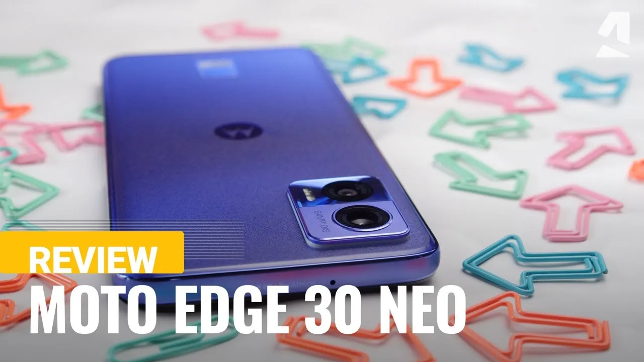 Vido-Test de Motorola Edge 30 par GSMArena