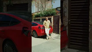 Cât mă costă să îmi fac plinul la Tesla.