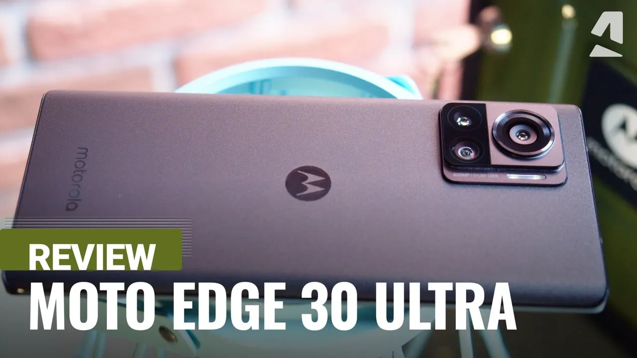 Vido-Test de Motorola Edge 30 Ultra par GSMArena