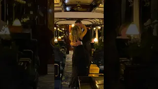 Cum arată vagonul bar de pe legendarul tren Orient Express