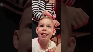 S-a prins sau nu NOEL ce făcea păpușa? 😂